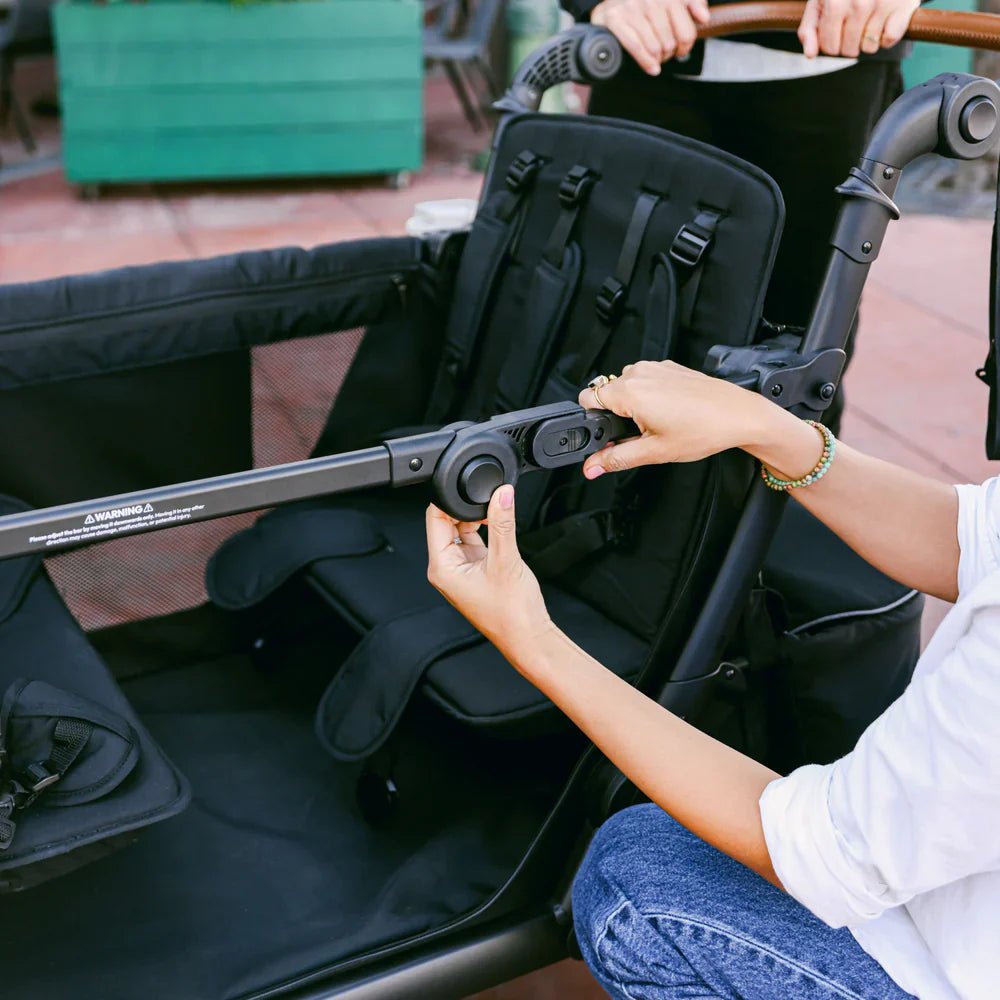 2026 Wonderfold L4 Quad Stroller Wagon - Couch Potato