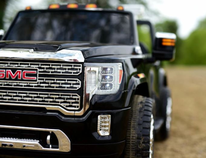 2026 UPGRADED GMC Sierra 24V 2 Seater Kids Ride On Car With Remote Control - Couch Potato