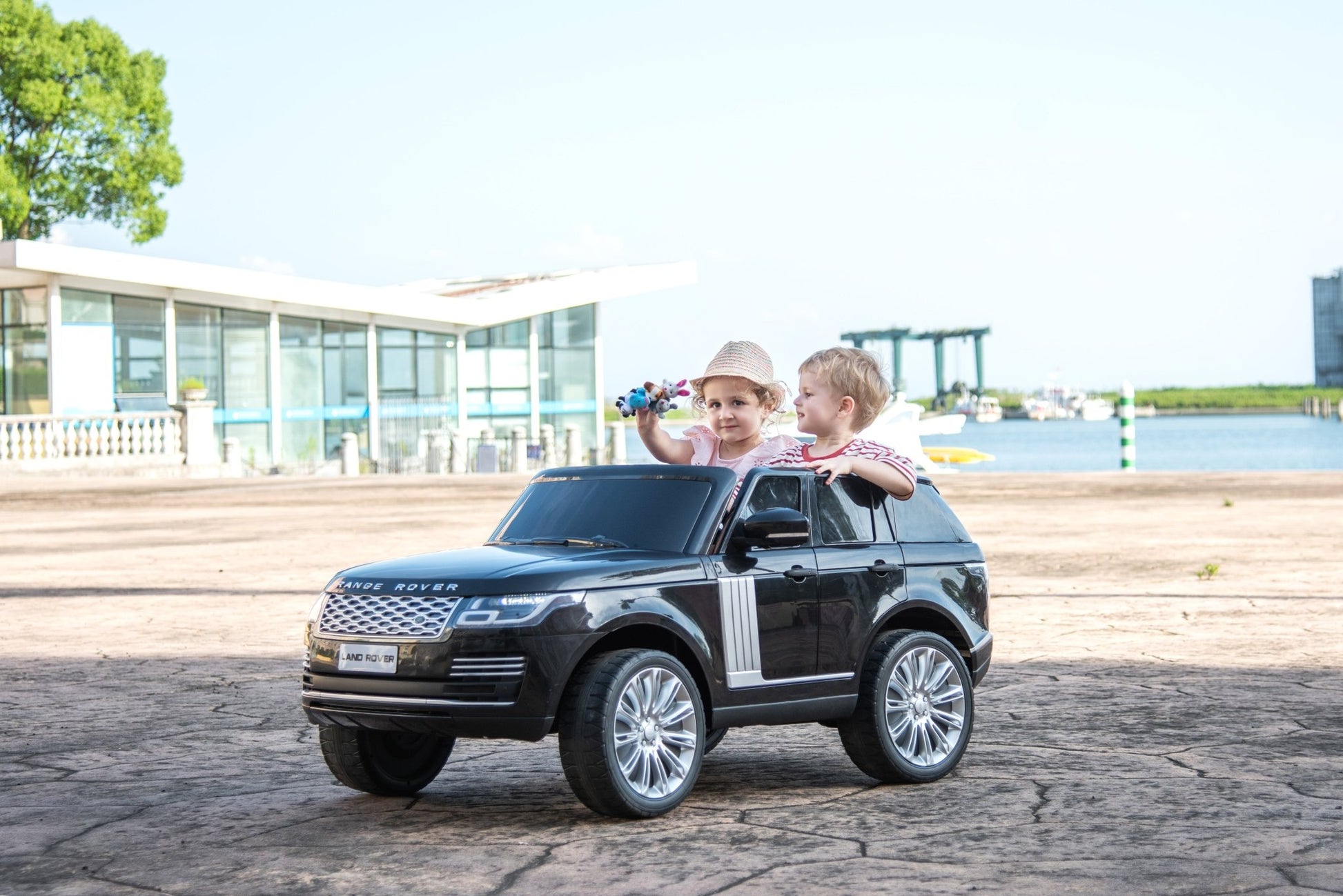 2026 Range Rover HSE 2 Seater 24V Kids Ride On Car With Remote Control DELUXE MODEL WITH LEATHER SEATS AND RUBBER TIRES - Couch Potato