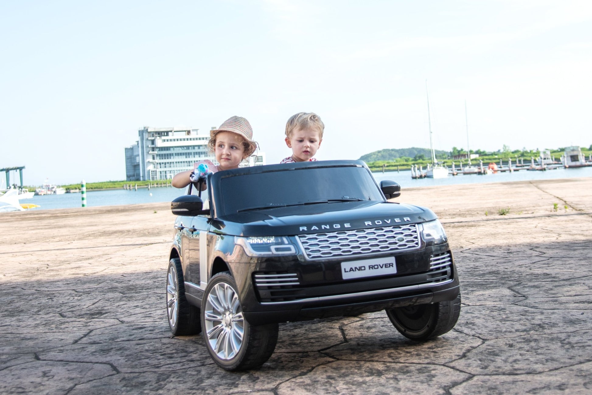 2026 Range Rover HSE 2 Seater 24V Kids Ride On Car With Remote Control DELUXE MODEL WITH LEATHER SEATS AND RUBBER TIRES - Couch Potato