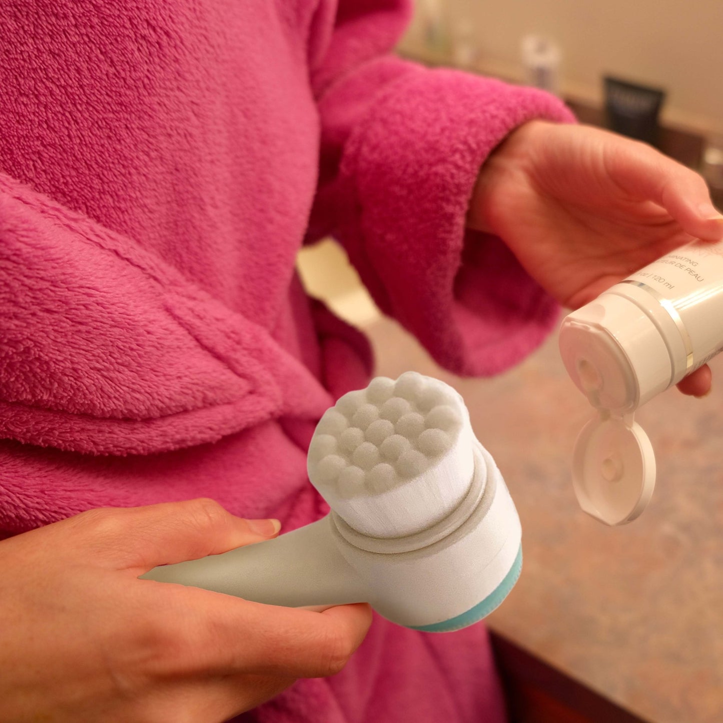 Dual Sided Facial Cleansing Brush - Couch Potato