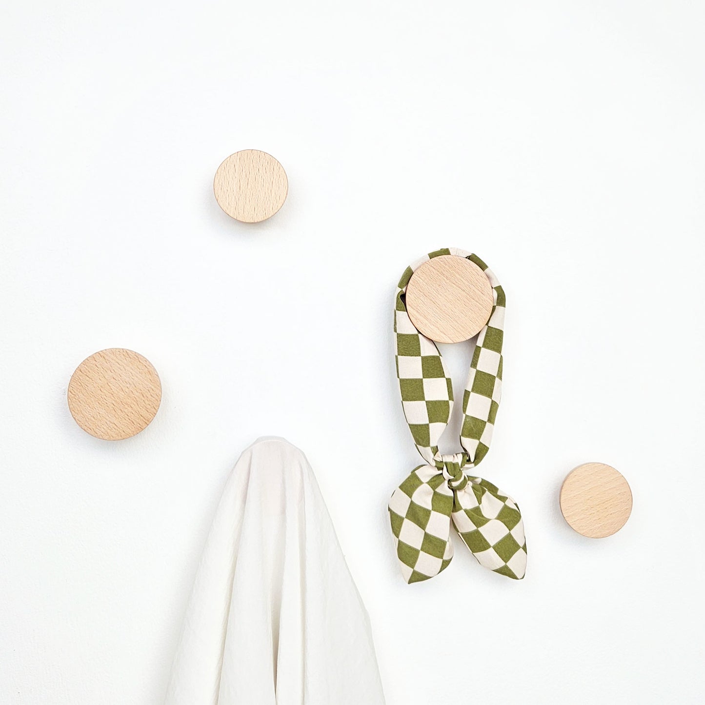 Round Beech Wood Coat Hook/Knob - Set of 4 - Couch Potato